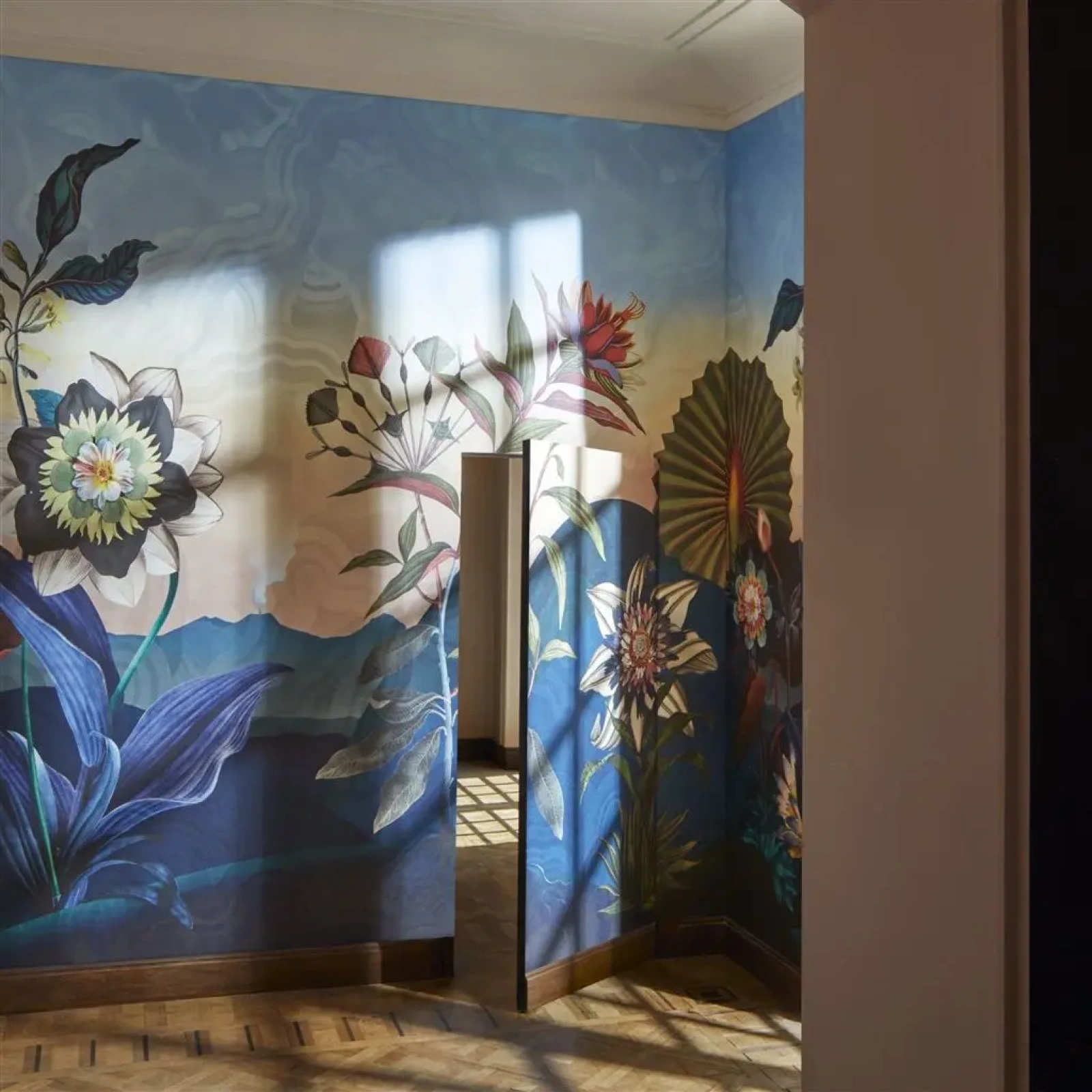 Christian Lacroix Utopia ATLANTIS