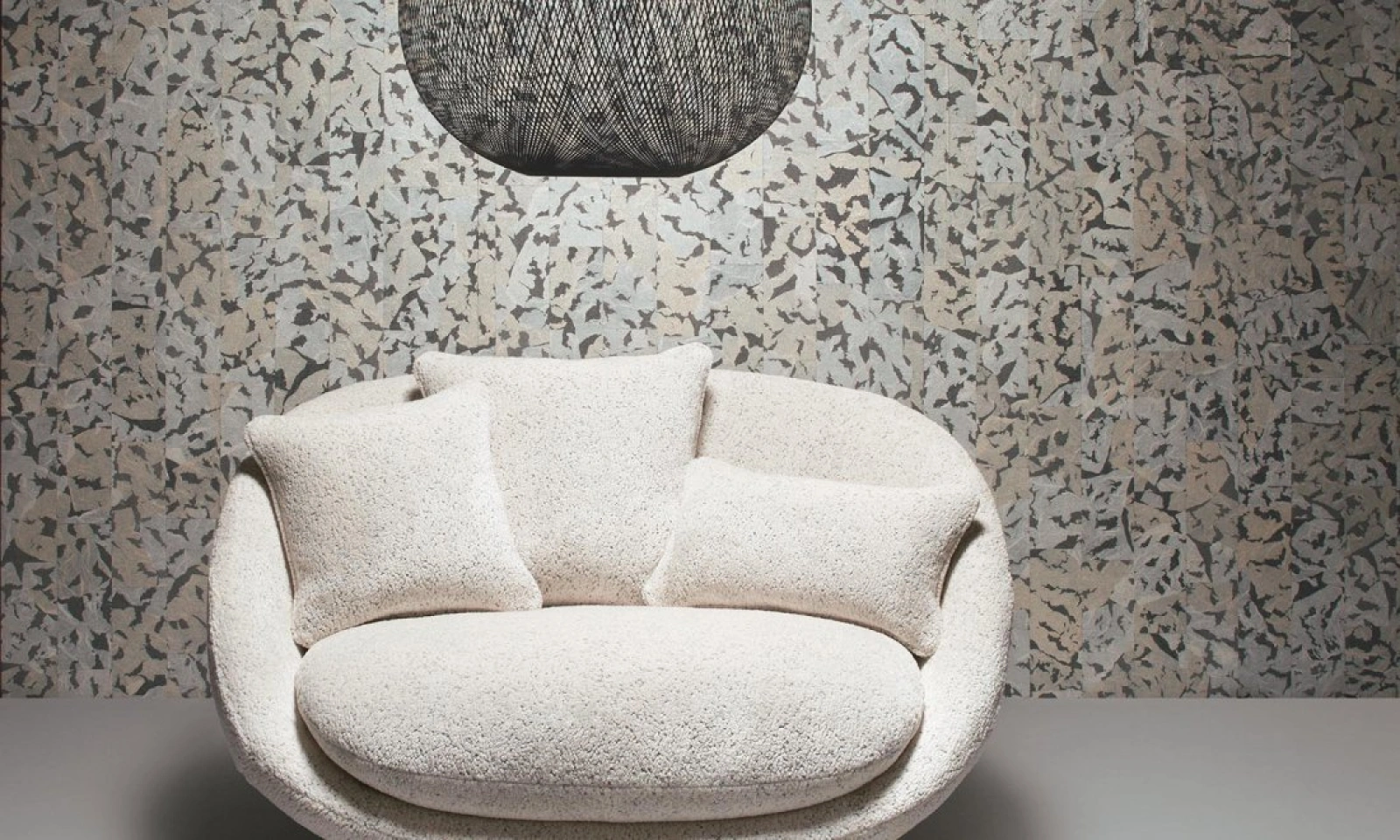 Arte Moooi wallcovering the extinct animals - Armoured boar