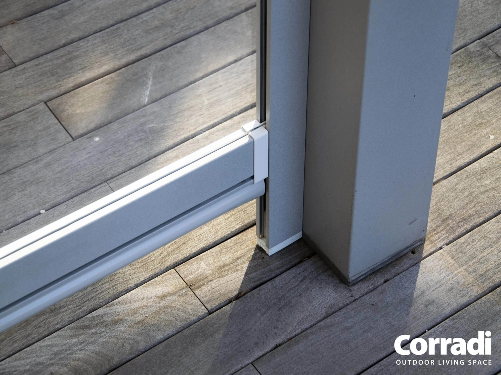 Screenové rolety do pergoly