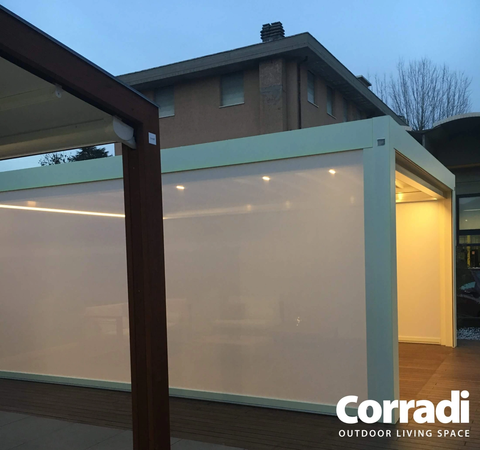 Screenové rolety do pergoly