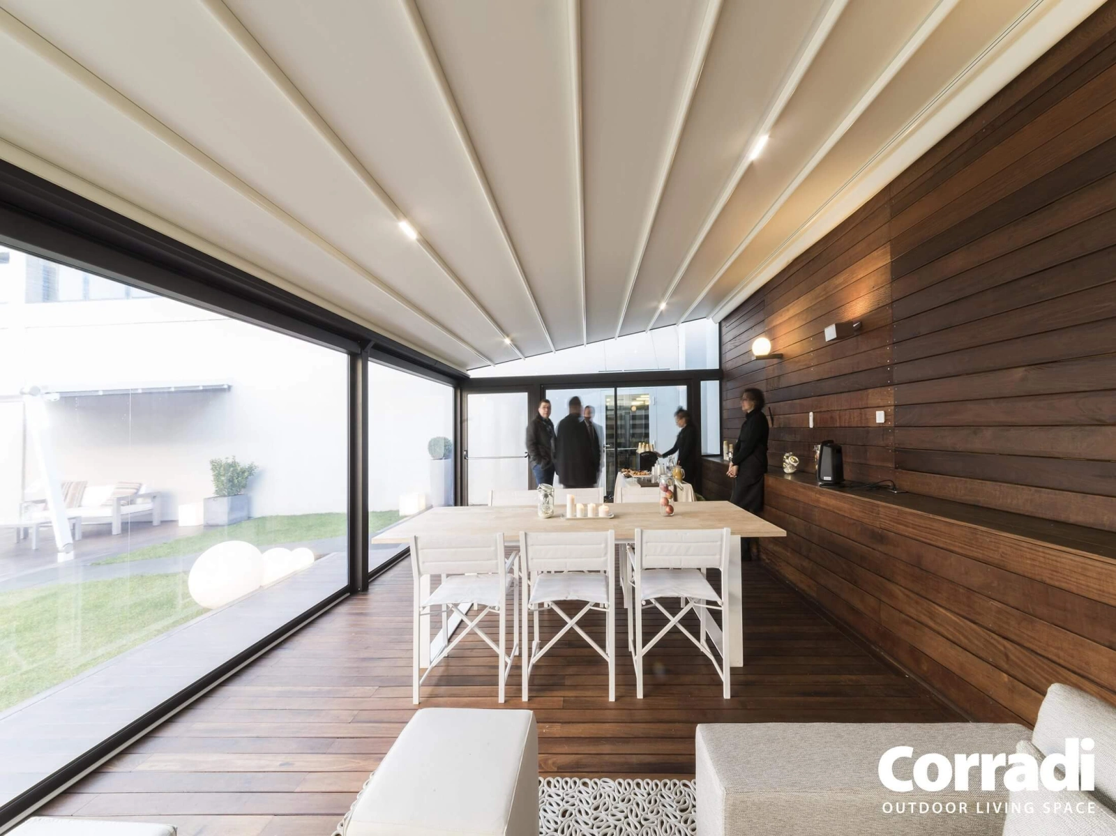 Screenové rolety do pergoly