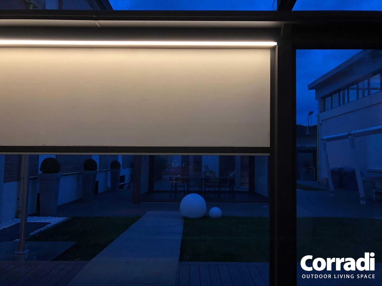 Screenové rolety do pergoly