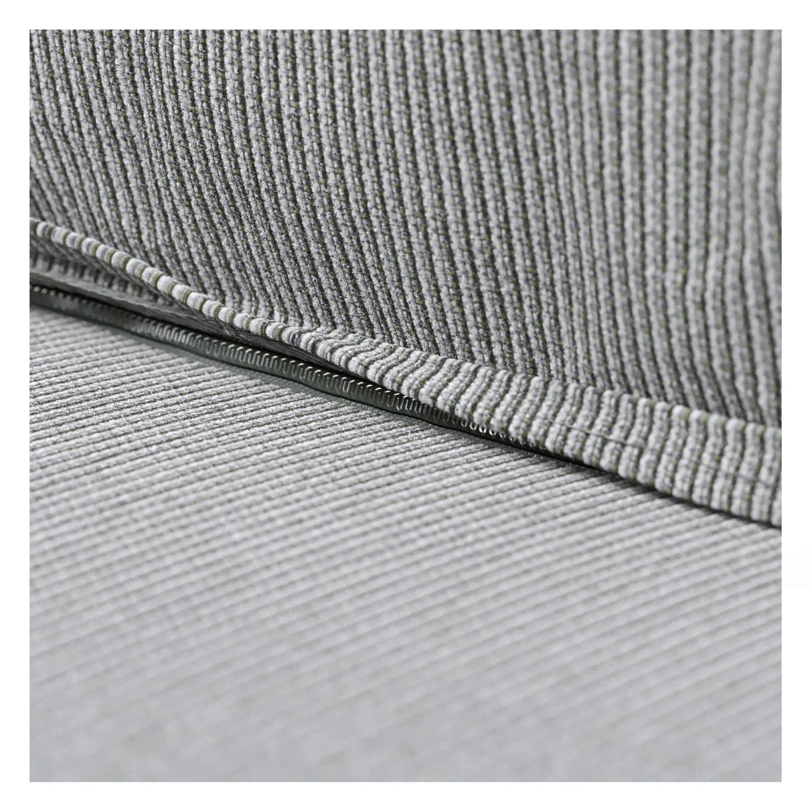 Ležadlo s pravou opierkou Cabla