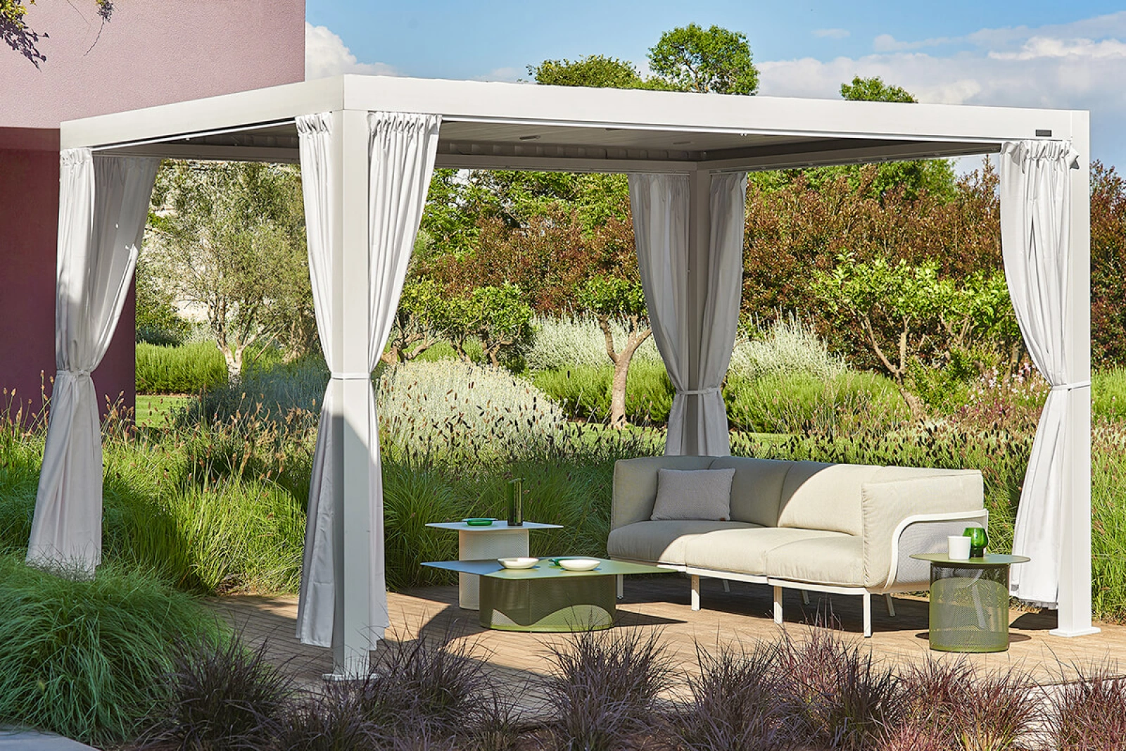 Ležadlo s pravou opierkou Cabla