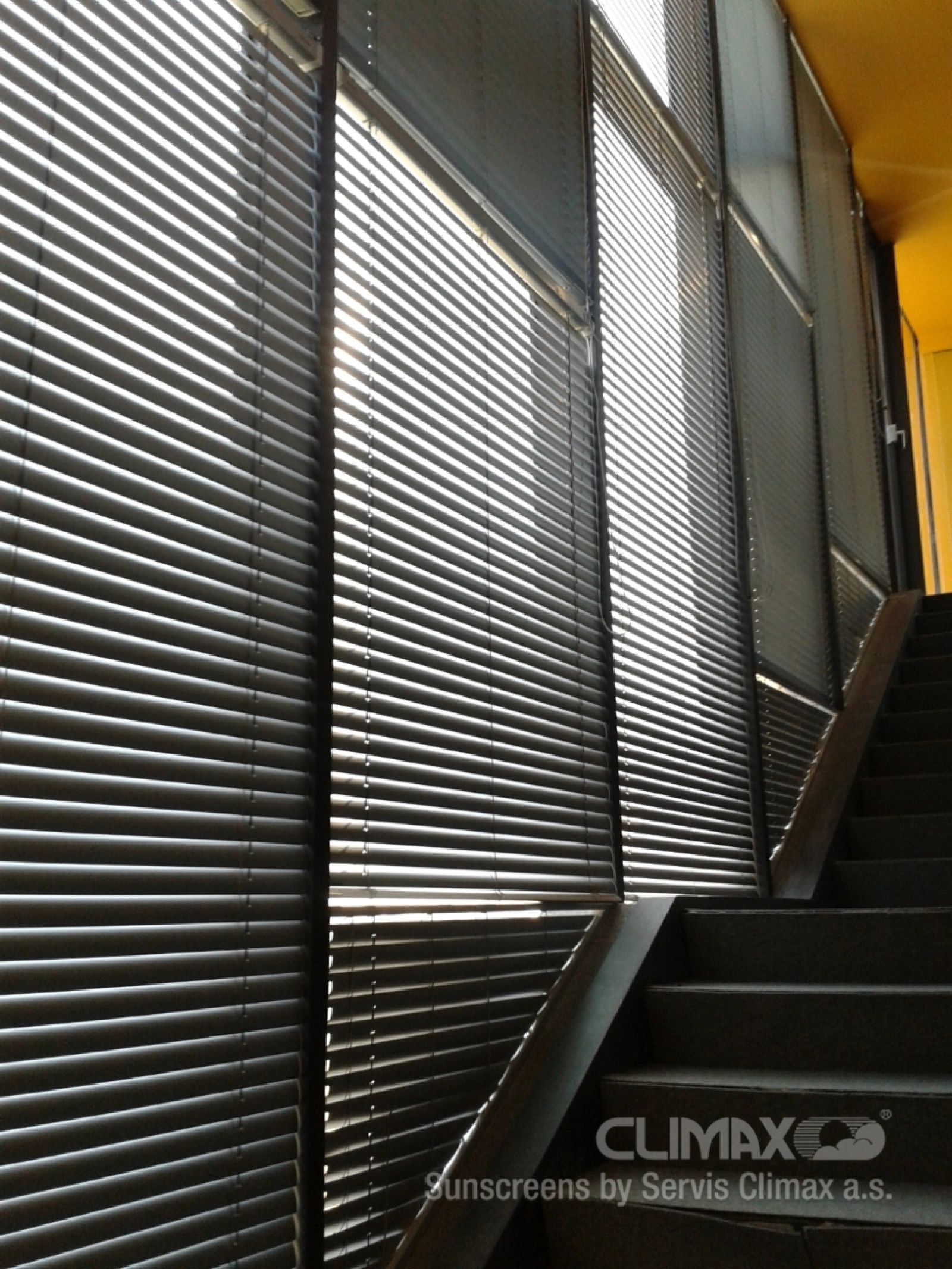 Hliníkové žalúzie INT 50