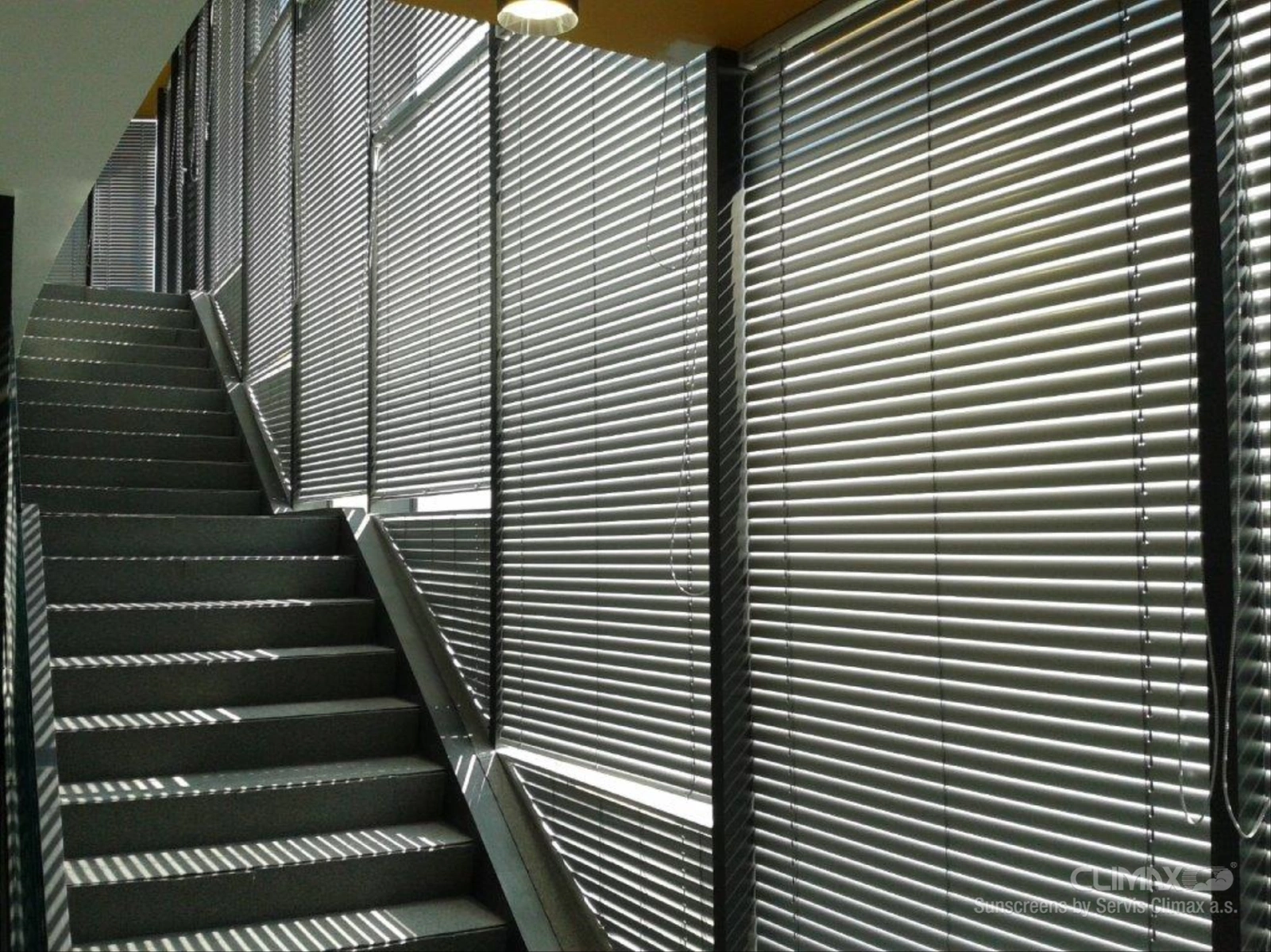 Hliníkové žalúzie INT 50