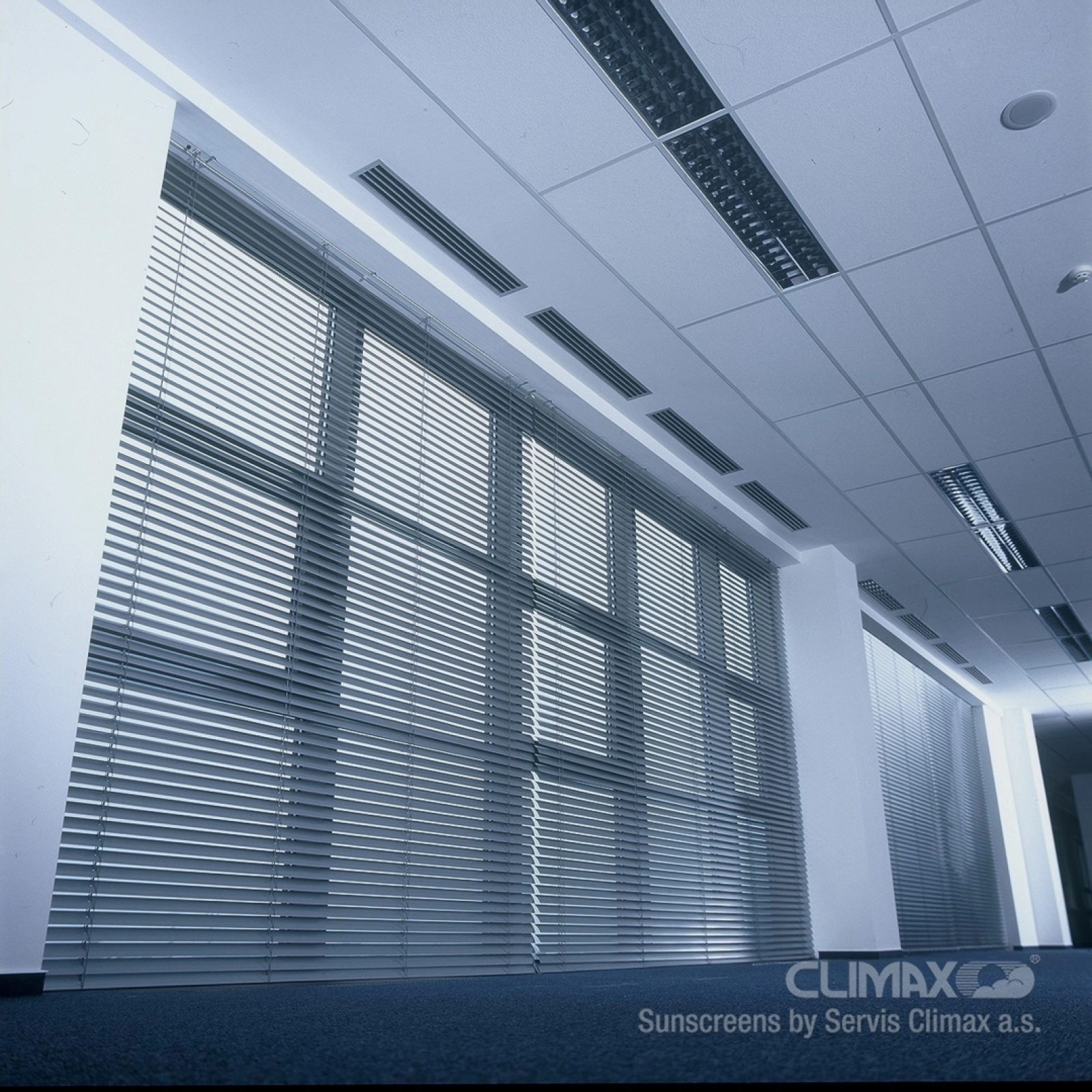 Hliníkové žalúzie INT 50