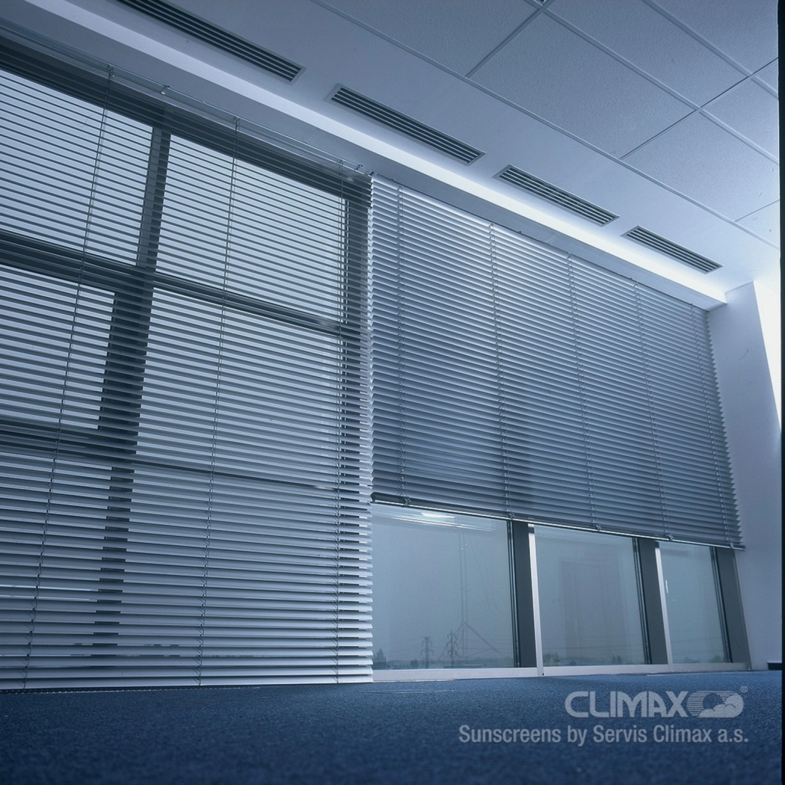 Hliníkové žalúzie INT 50