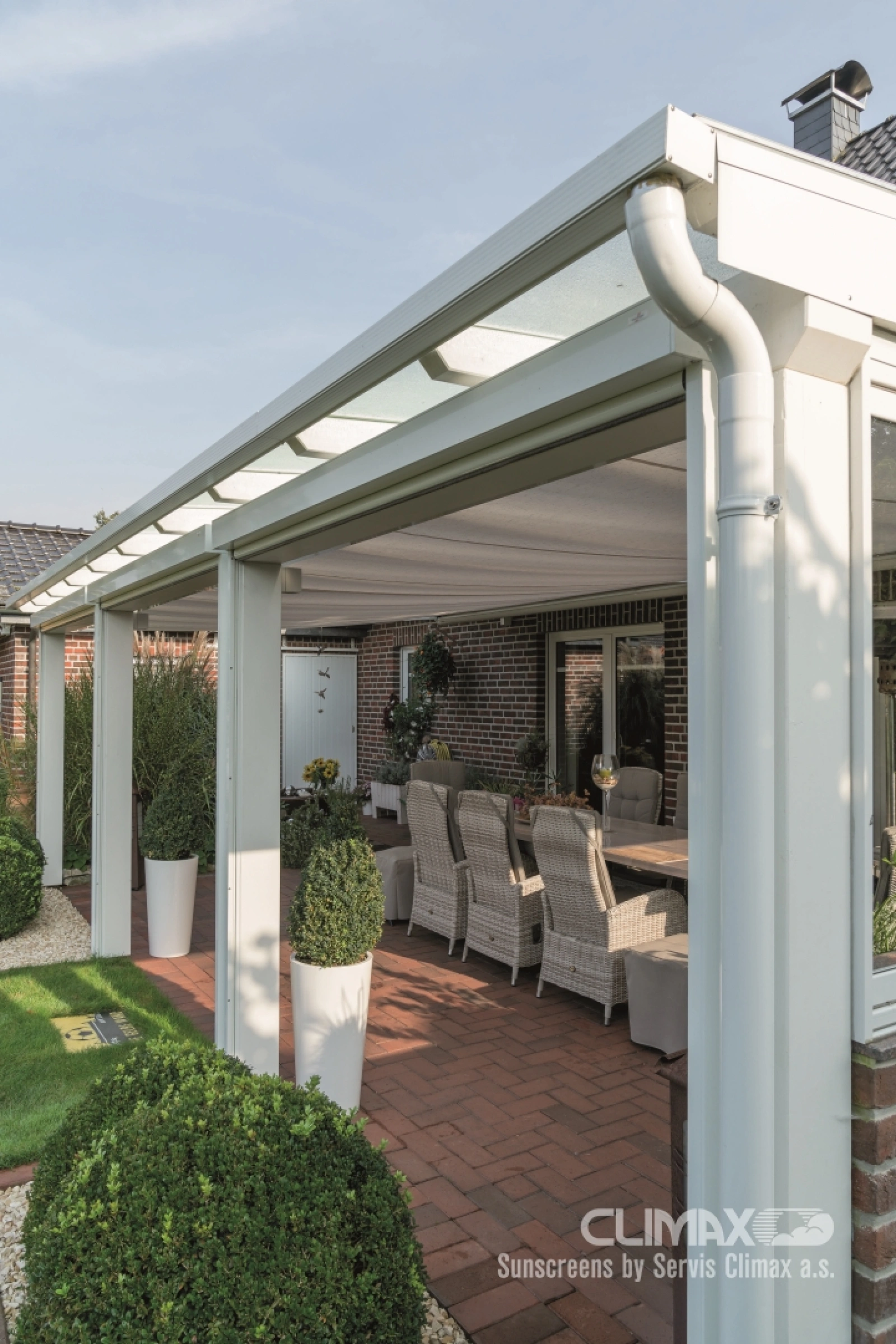 Markíza Gardena 250