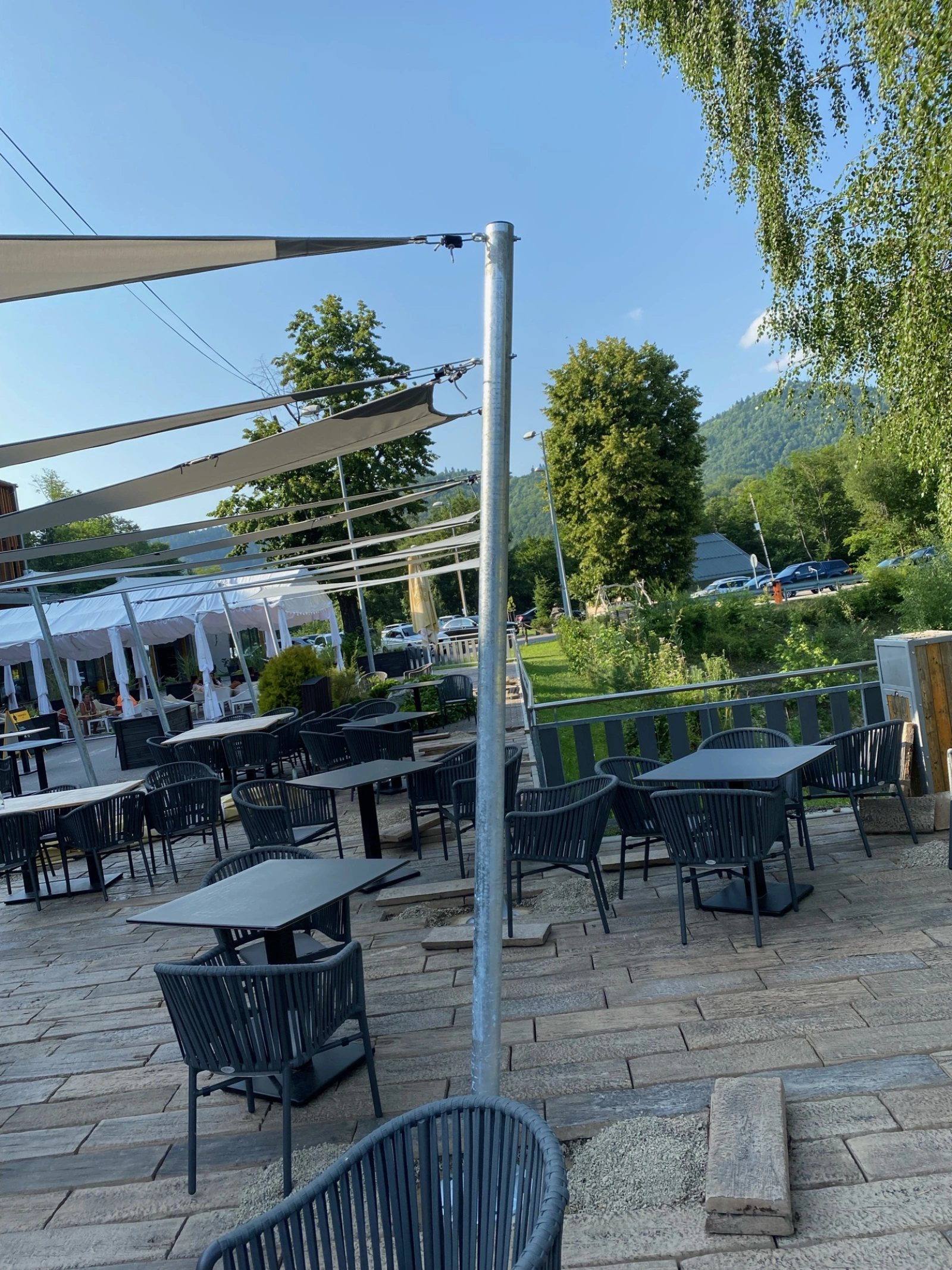 Fixné slnečné plachty