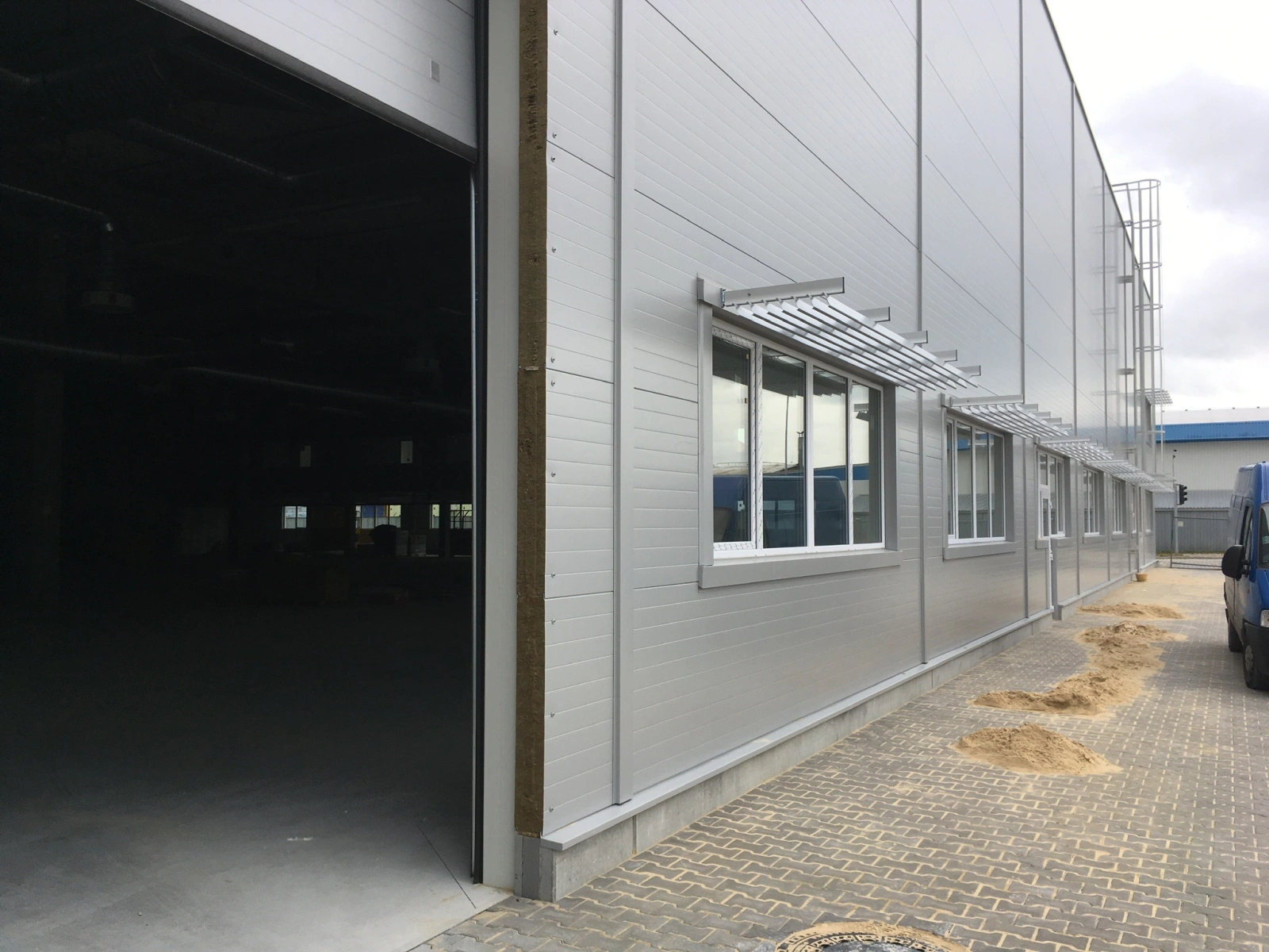 Horizontálne slnolamy